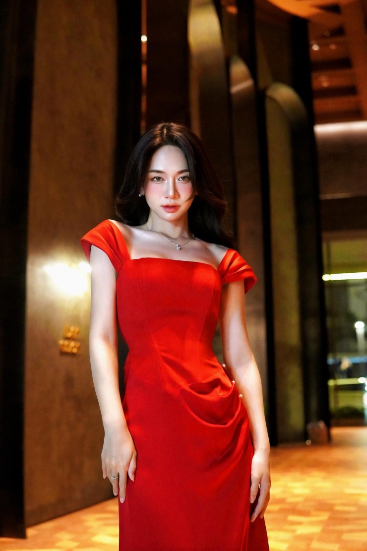 Lê Bống xuất thân là TikToker, từng bị chỉ trích vì những clip nổi loạn với hình ảnh không phù hợp.&nbsp;