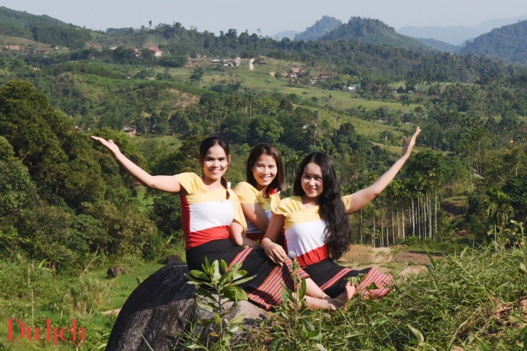 Bản hòa ca núi rừng rực rỡ sắc màu Sơn Tây Thượng - 18