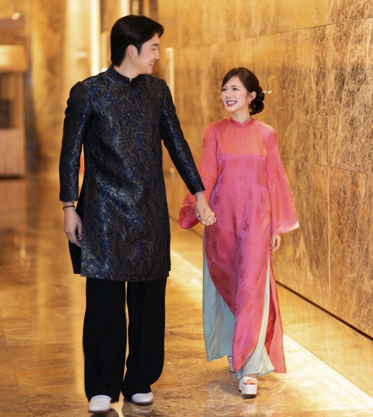 Vợ chồng Đình Tú - Ngọc Huyền ra mắt phim "Ngược đường ngược nắng".