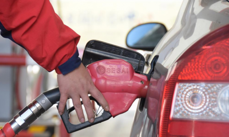 Giá dầu có thể bùng nổ lên 150-160 USD/thùng. Ảnh: Xinhua