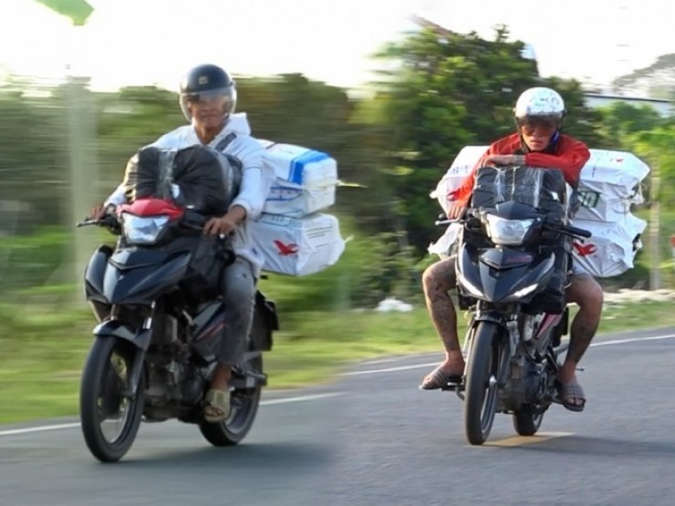 Nỗi ám ảnh từ xe chở thuốc lá lậu ở miền Tây