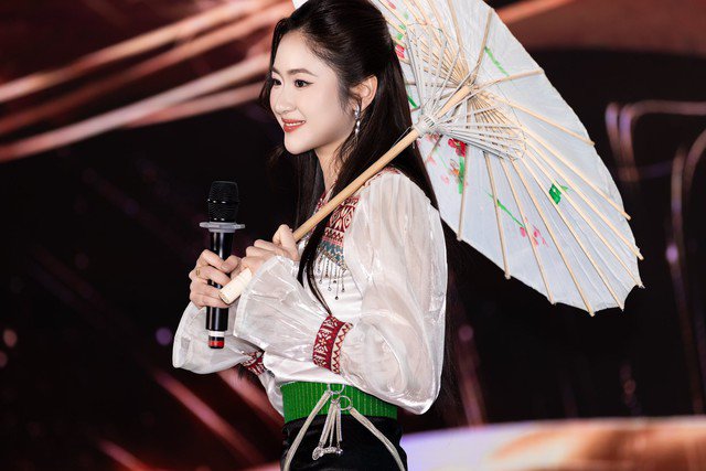 Nữ sinh quê Hà Tĩnh nhận tin vui, liệu có 'làm nên chuyện' tại Miss World Vietnam 2025? - 2