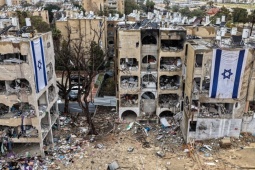 Sau một tháng giao tranh: Israel dọa 'leo thang', Iran gửi lời tới các nước láng giềng