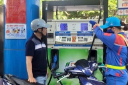 Chính phủ bổ sung 8.000 tỉ đồng cho Quỹ Bình ổn giá xăng dầu