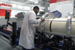 Mỹ chuyển dây chuyền sản xuất tên lửa sang 'chế độ thời chiến' để bù đắp tiêu hao tại Trung Đông