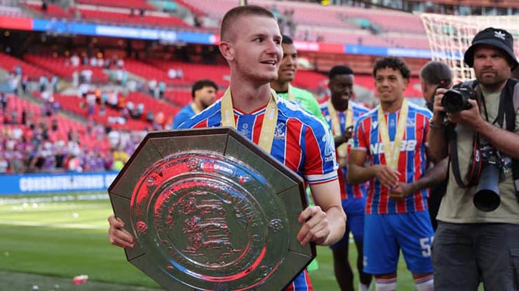Wharton có thể rời Crystal Palace hè này