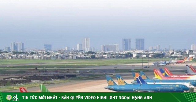 Nhiều chặng bay 'cháy vé', giá vé tăng cao dịp lễ 30/4 - 1/5