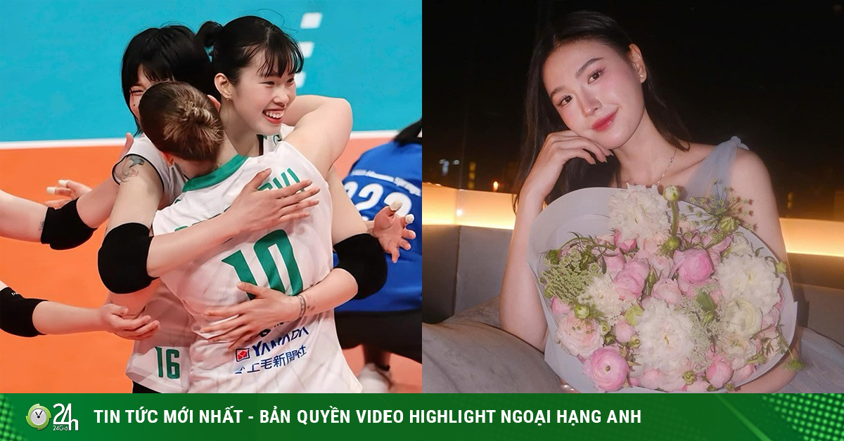 Hoa khôi bóng chuyền Kim Thanh khoe vai trần gợi cảm, Thanh Thúy sắp làm nên lịch sử