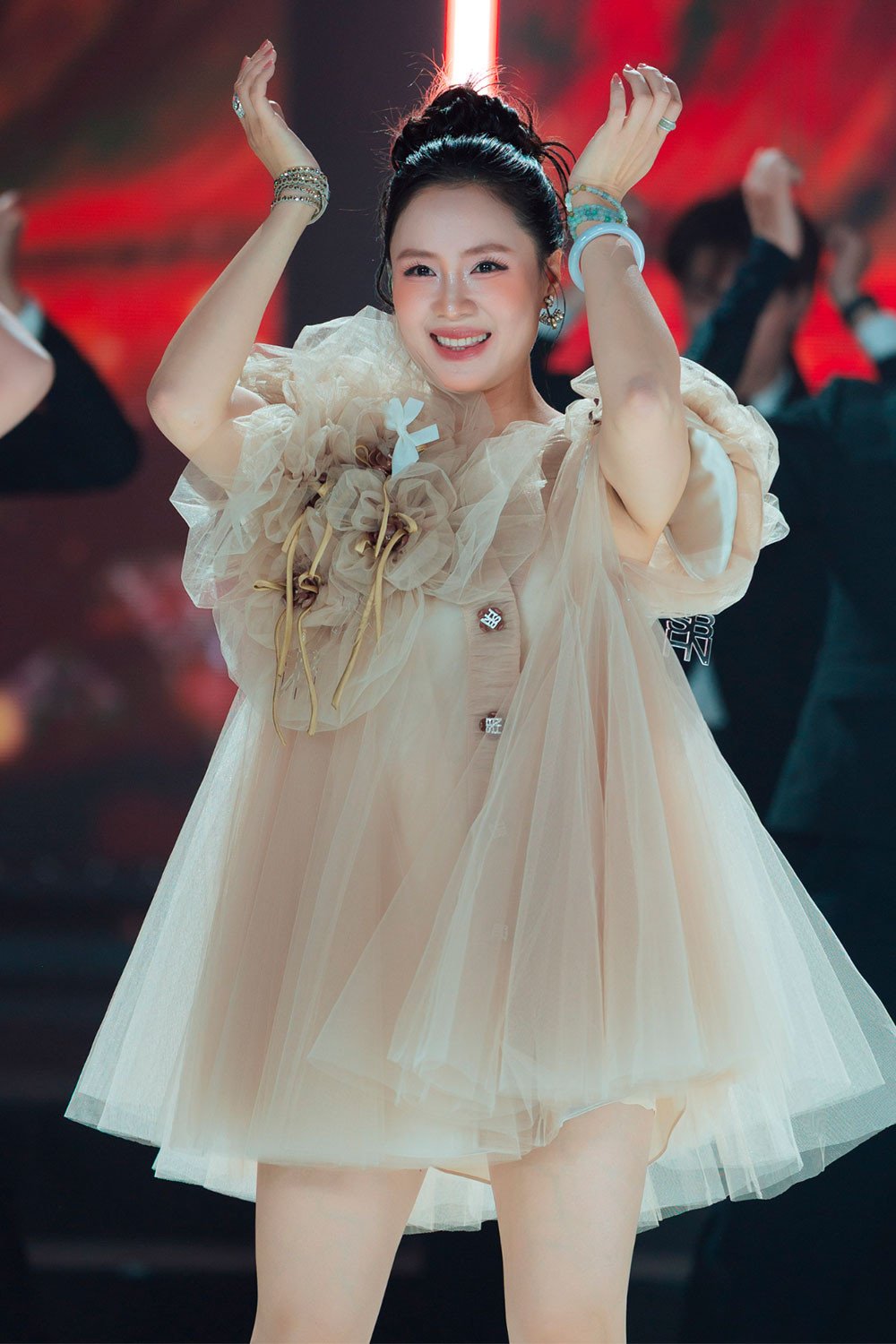 Dàn diễn viên quen thuộc của vũ trụ phim VFC tạo bất ngờ cho chương trình.