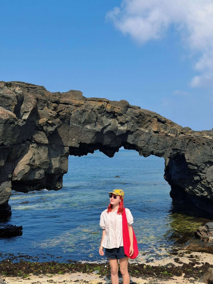 Điểm check in nổi tiếng ở đảo Lý Sơn, cổng tò vò. (Ảnh: Tạ Thị Thủy)