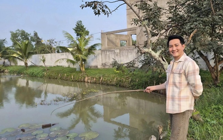 Nhiều nghệ sĩ từng đến thăm nhà NSND Tạ Minh Tâm như: NSND Mỹ Uyên, NSƯT Tuyết Thu, ca sĩ Nguyễn Phi Hùng...