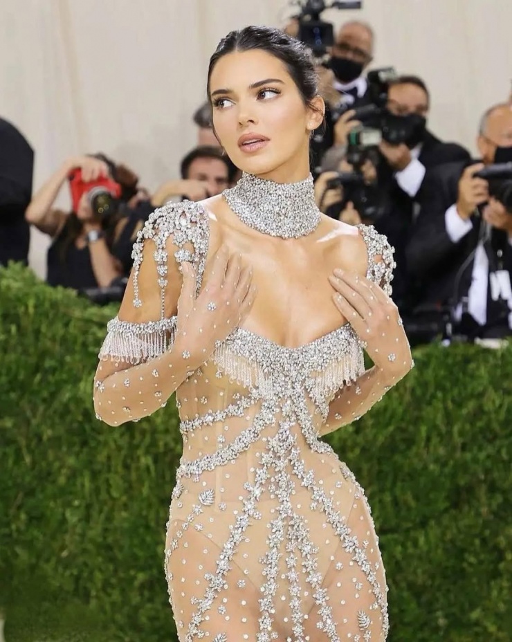 Kendall Jenner sinh năm 1995, là một trong những người mẫu nổi tiếng nhất thế giới.&nbsp;
