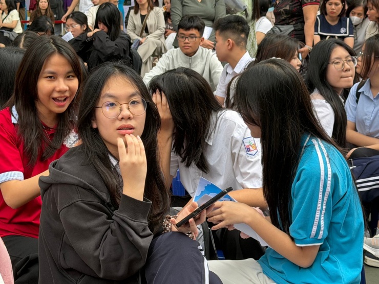 Bộ GD&DT quy định, học sinh được cung cấp thông tin nghề nghiệp để các em tự lựa chọn