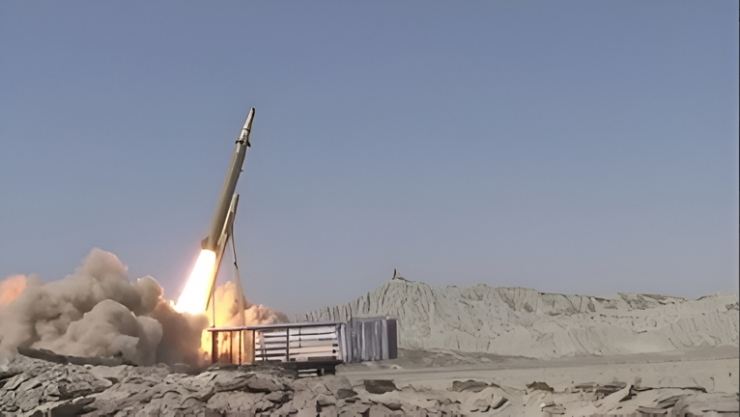 Vì sao Iran chưa tung “át chủ bài” tên lửa tối tân ra chiến trường? - 1