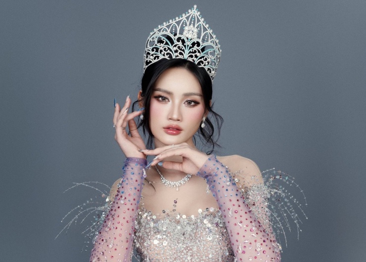 Ý Nhi trao lại vương miện - 7