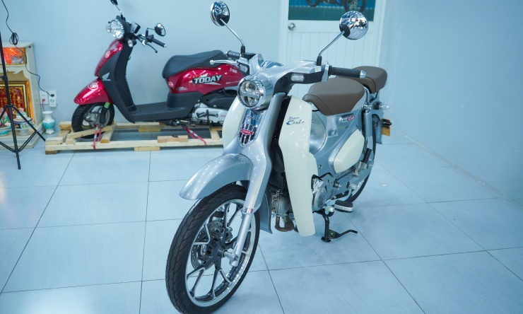 Honda Super Cub 2026 nhập Thái giá hơn 150 triệu đồng - 3