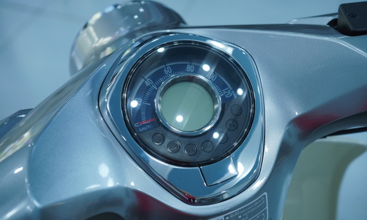 Honda Super Cub 2026 nhập Thái giá hơn 150 triệu đồng - 9