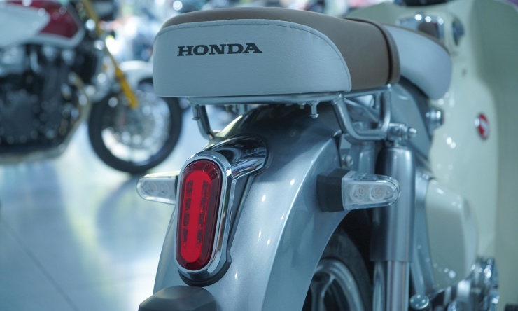 Honda Super Cub 2026 nhập Thái giá hơn 150 triệu đồng - 16