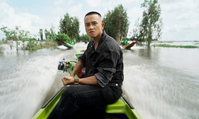 Mai Tài Phến trong tạo hình nhân vật Tài. Ảnh: Đoàn phim cung cấp