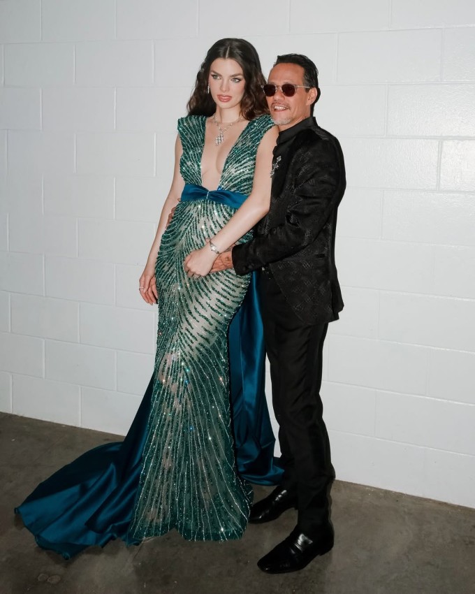 Nadia bế bụng bầu dự sự kiện cùng chồng vào tháng 2. Ảnh: Instagram