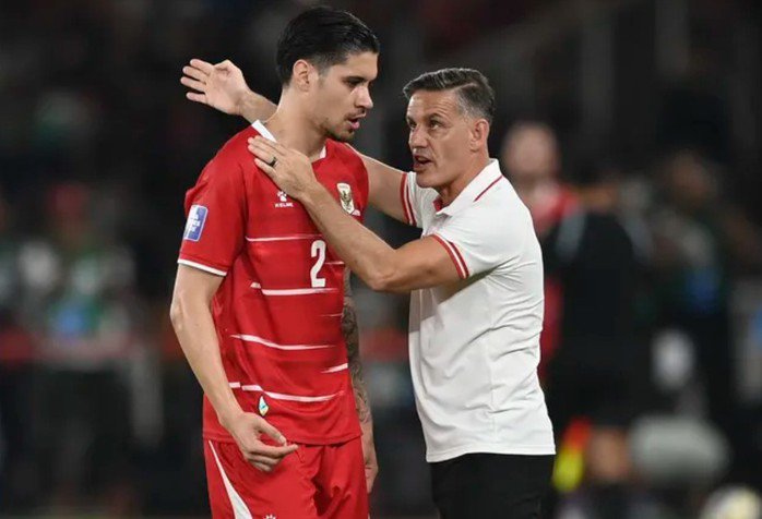 HLV John Herdmancura đội tuyển Indonesia đã có màn ra mắt thành công