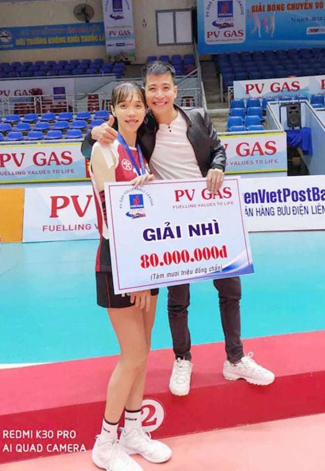 Lý Thị Luyến 1m95: Phụ công nữ cao nhất Việt Nam và chuyện... "yêu" - 9