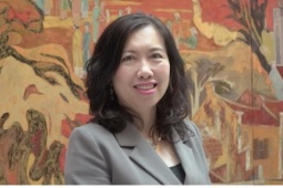 Nghề ngoại giao qua góc nhìn của Thứ trưởng Lê Thị Thu Hằng: Từ "sang trọng" đến "hệ trọng"