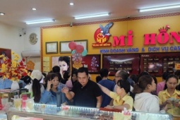 Giá vàng hôm nay 29-3: Đồng loạt dự báo tăng