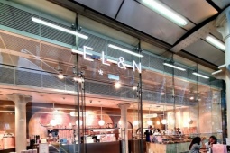 Quán cà phê 'đẹp nhất Instagram' bị chấm 1 điểm vệ sinh