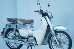Honda Super Cub 2026 nhập Thái giá hơn 150 triệu đồng
