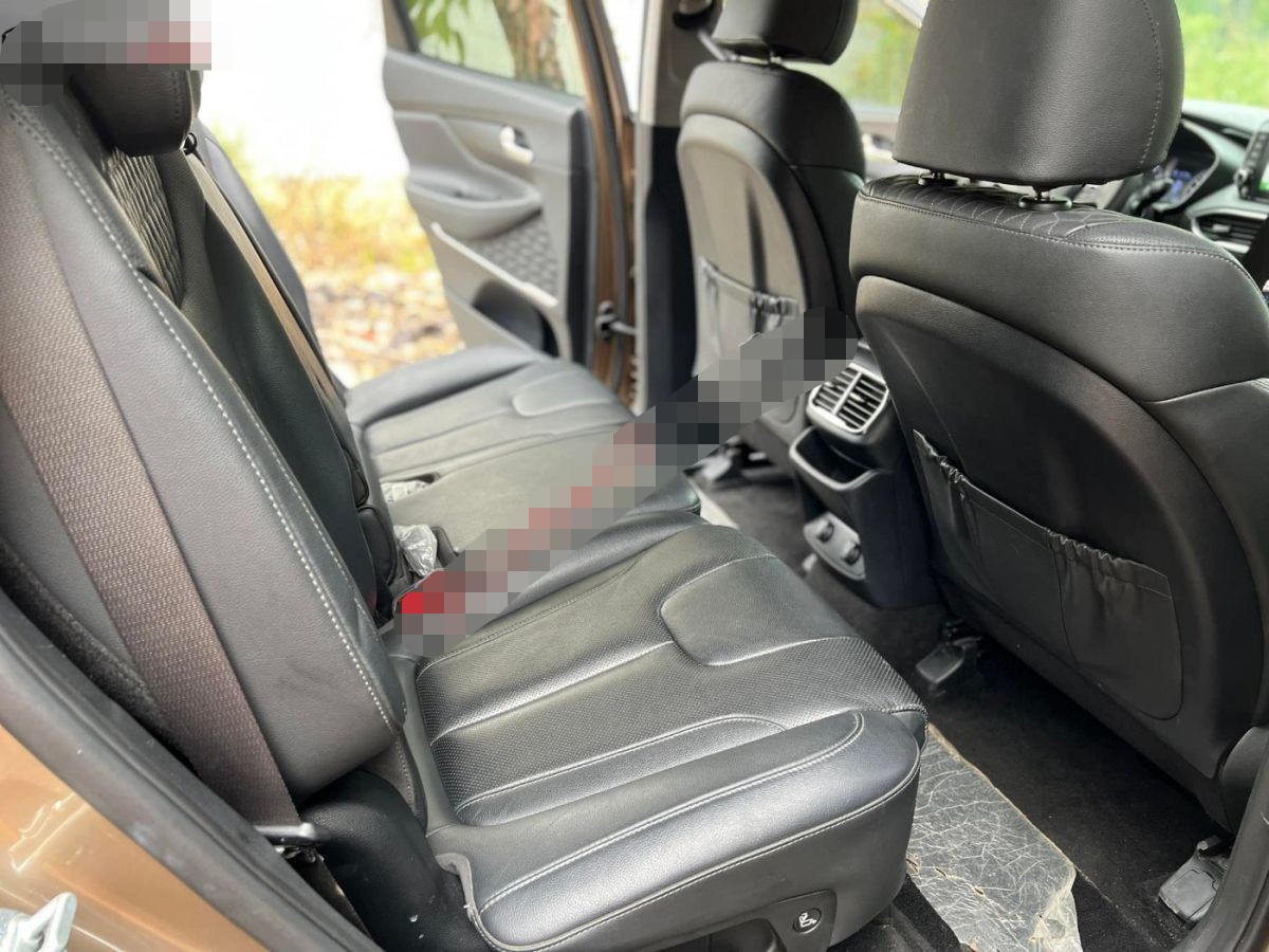 &nbsp;Ảnh thực tế một chiếc xe được rao bán.