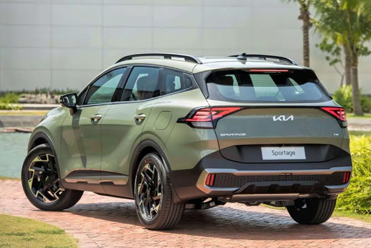 Kia Sportage nhiều phiên bản, sánh cạnh Toyota Corolla Cross - 5