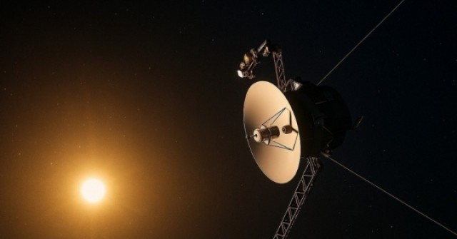 Vật thể nhân tạo xa nhất sắp cách Trái đất 1 ngày ánh sáng