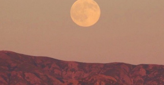 “Trăng hồng” và “trăng xanh” tháng 4 - 5 có gì đặc biệt?