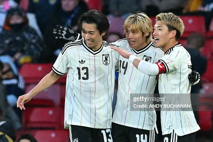 Nhật Bản thể hiện sức mạnh