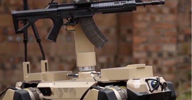 Bước ngoặt chiến tranh hiện đại: "Đàn sói" robot mang súng, vận hành bằng AI