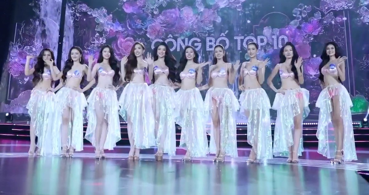 Các người đẹp được gọi tên cho top 10. Ảnh: Miss World Vietnam