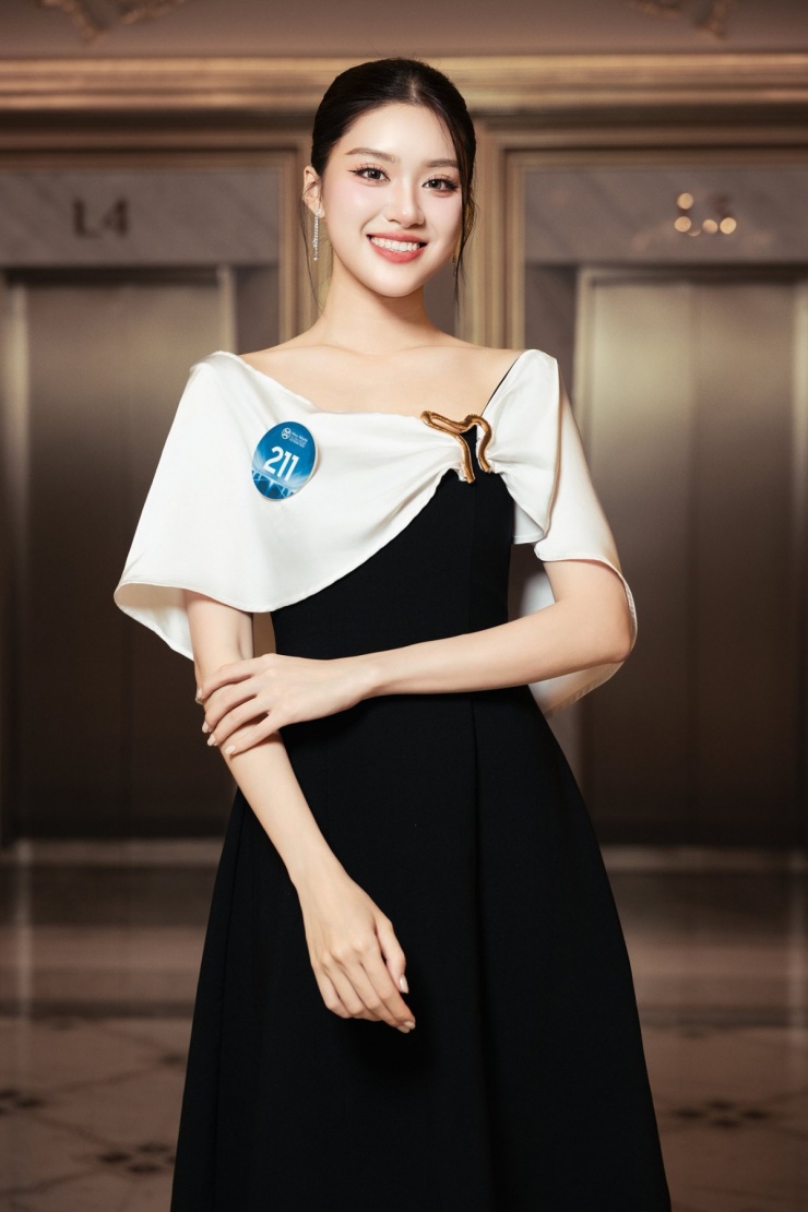 Nhan sắc tân Miss World Vietnam - 7