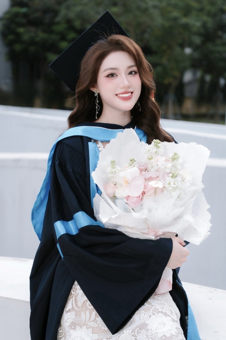 Nhan sắc tân Miss World Vietnam - 10