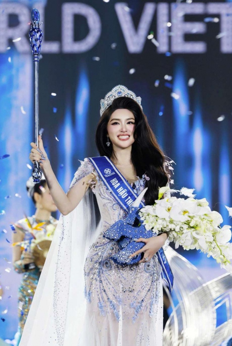 Hoa hậu Phan Phương Oanh trong khoảnh khắc đăng quang Miss World Vietnam 2025. (Ảnh: BTC)