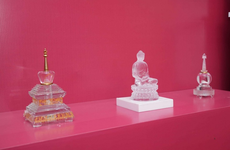 Linh ngọc được an trú trong tháp/tượng, với sự tôn nghiêm trường cửu. Ảnh: Gia Khiêm