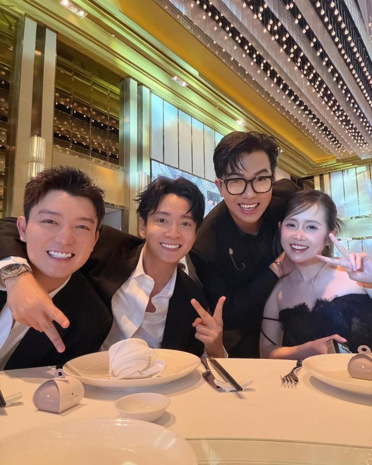 Dàn sao quy tụ trong đám cưới Nhung Gumiho - 10