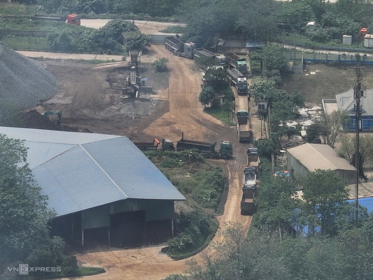 Khói bụi bủa vây người dân ở gần nhà máy hoá chất Đức Giang - Lào Cai - 16