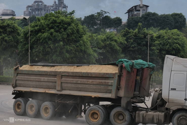 Khói bụi bủa vây người dân ở gần nhà máy hoá chất Đức Giang - Lào Cai - 15