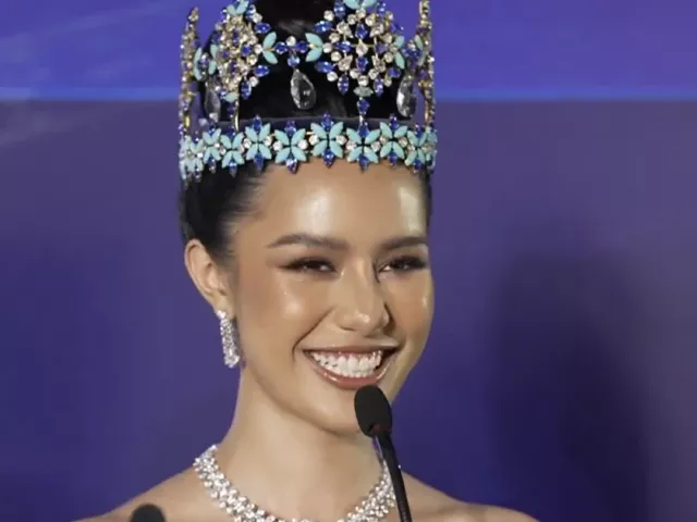 Đương kim Hoa hậu Thế giới: 'Tôi muốn uống cà phê, ăn bánh tráng Việt Nam'