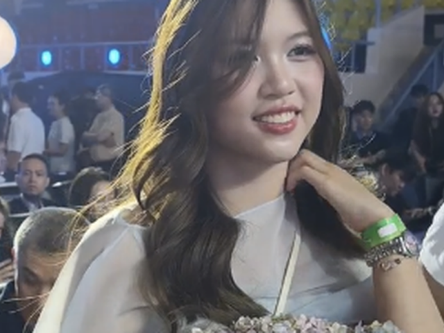 Chân dung chị sinh đôi của Hoa hậu Phương Oanh