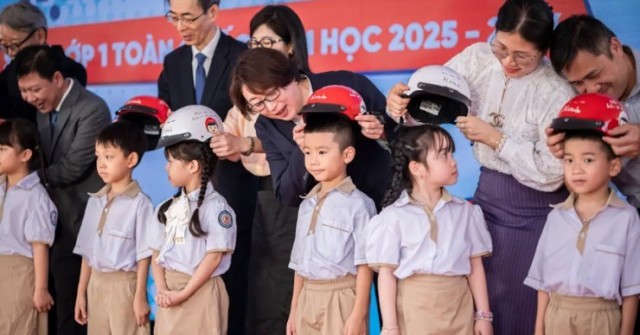 Nỗ lực bền bỉ của HVN góp phần cải thiện tỷ lệ đội mũ bảo hiểm trên toàn quốc