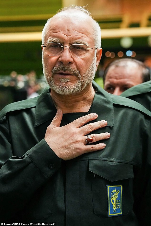 Chủ tịch Quốc hội Iran Mohammad Bagher Ghalibaf cáo buộc Mỹ "bí mật lên kế hoạch đổ bộ vào Iran" trong khi vẫn đề nghị đàm phán. Ông nói rằng lực lượng Iran đang "chờ đợi" quân đội Mỹ. Ảnh: Shutterstok