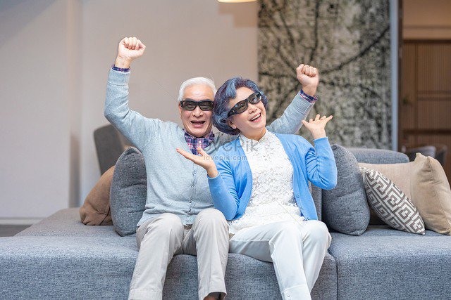 Hoàn thành những việc lớn khi còn đang đi làm giúp giảm áp lực tài chính sau này. Ảnh minh họa