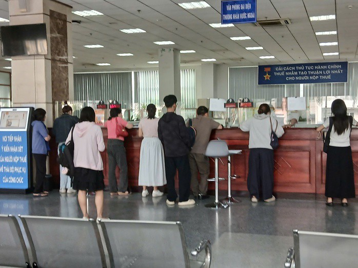 Cá nhân giao dịch tại cơ quan thuế TP HCM